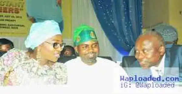 Wife of Lagos state Gov. Mrs. Bolanle Ambode donates baby items at Expectant Mothers Programme